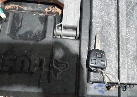 2003 Lexus Sc 430 из США, поврежденный, VIN JTHFN48Y430041909